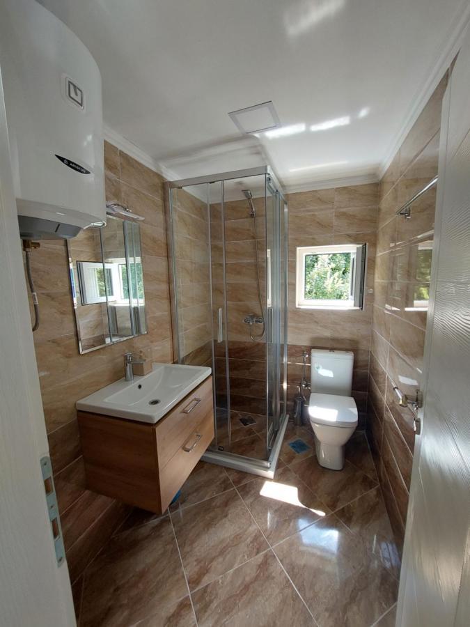 Superb Apartments Вирпазар Екстериор снимка